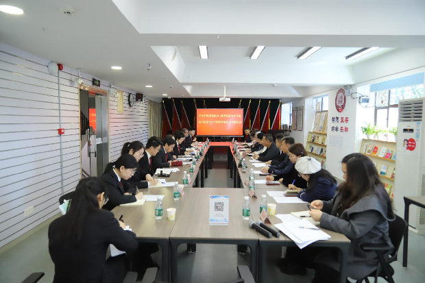 盐田法院到中英街开展“司法护航深港融合 消费提振合作共赢”“3·15”国际消费者保护日主题活动