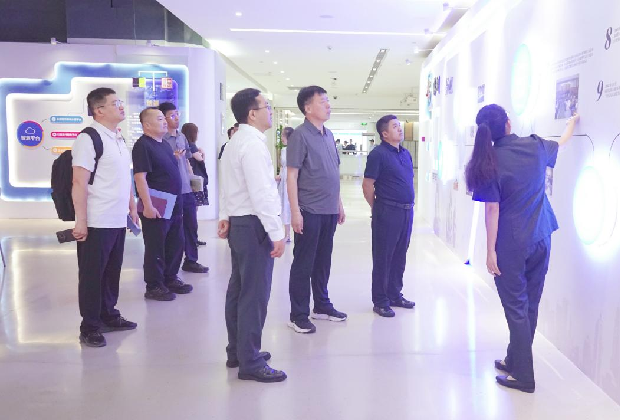陕西省神木市人民法院一行来深圳行政审判中心交流座谈